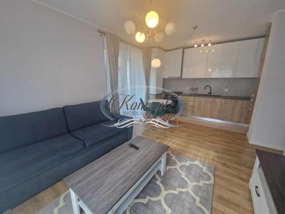 Apartament modern cu parcare si curte privata in Europa