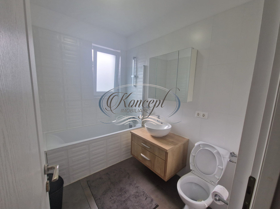 Apartament modern cu parcare si curte privata in Europa