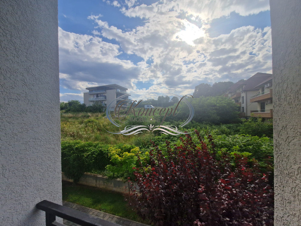 Apartament modern cu parcare si curte privata in Europa