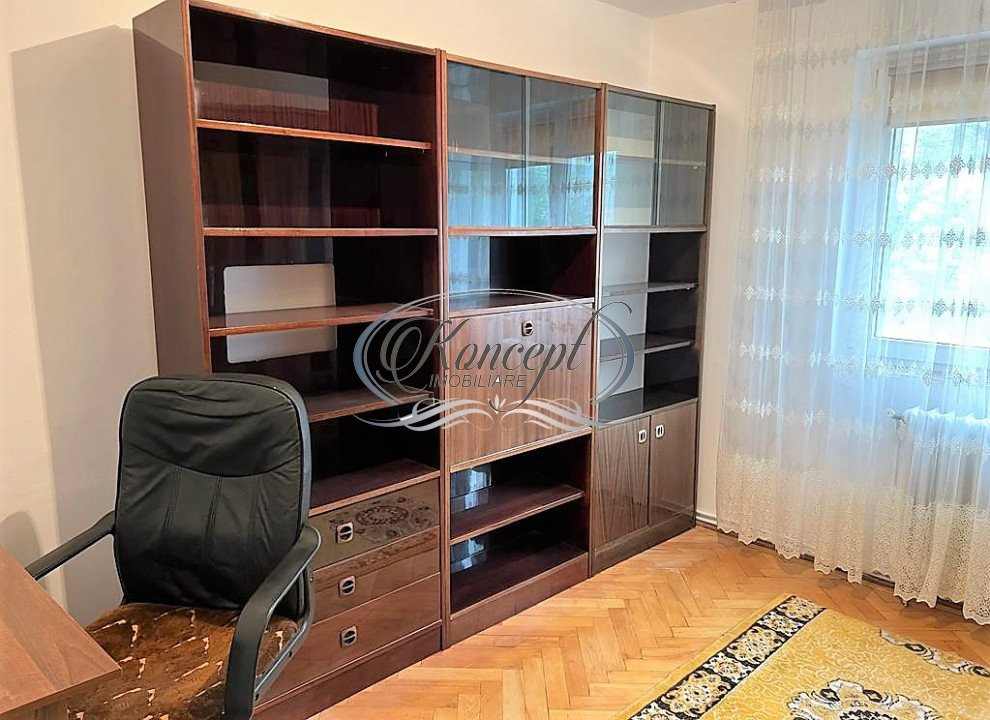 Apartament cu 4 camere si parcare