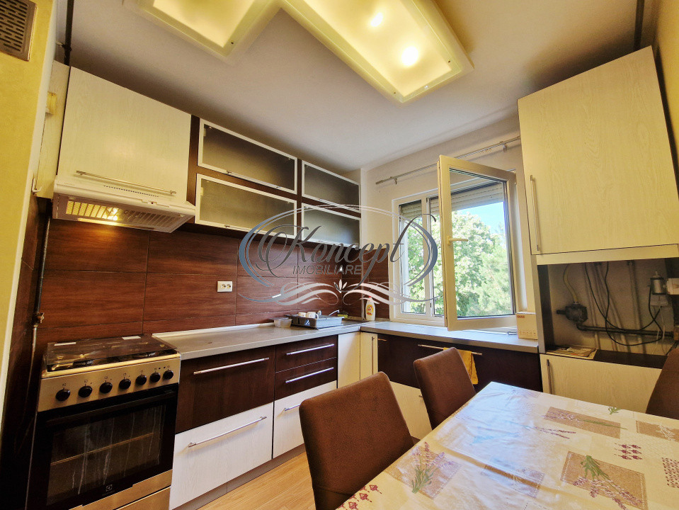 Apartament cu balcon si garaj inclus langa Academia de Muzica