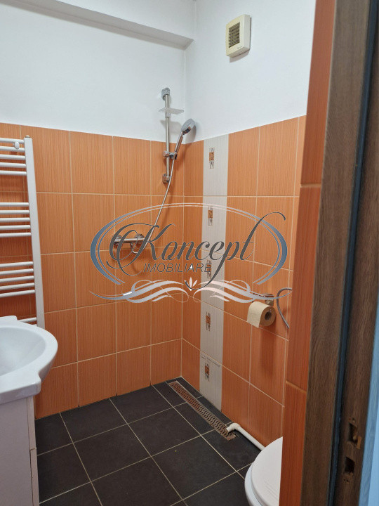 Apartament 2 camere pentru birou, zona Centrala