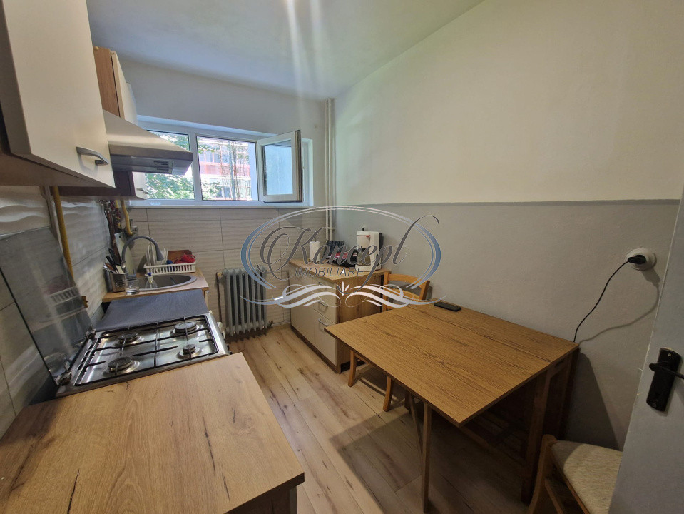 Manastur, apartament 2 camere decomandat