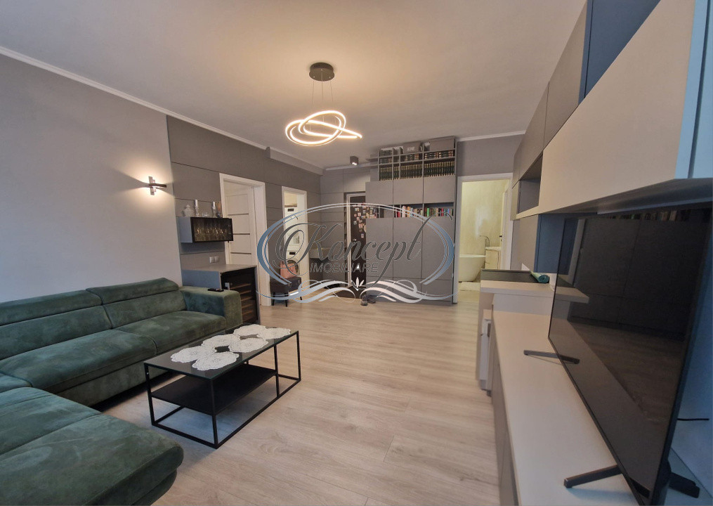 Zona Centrala - Str. Paris, apartament 3 camere cu garaj