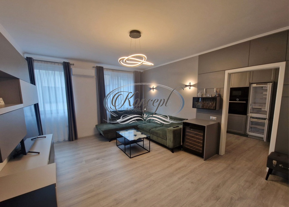 Zona Centrala - Str. Paris, apartament 3 camere cu garaj