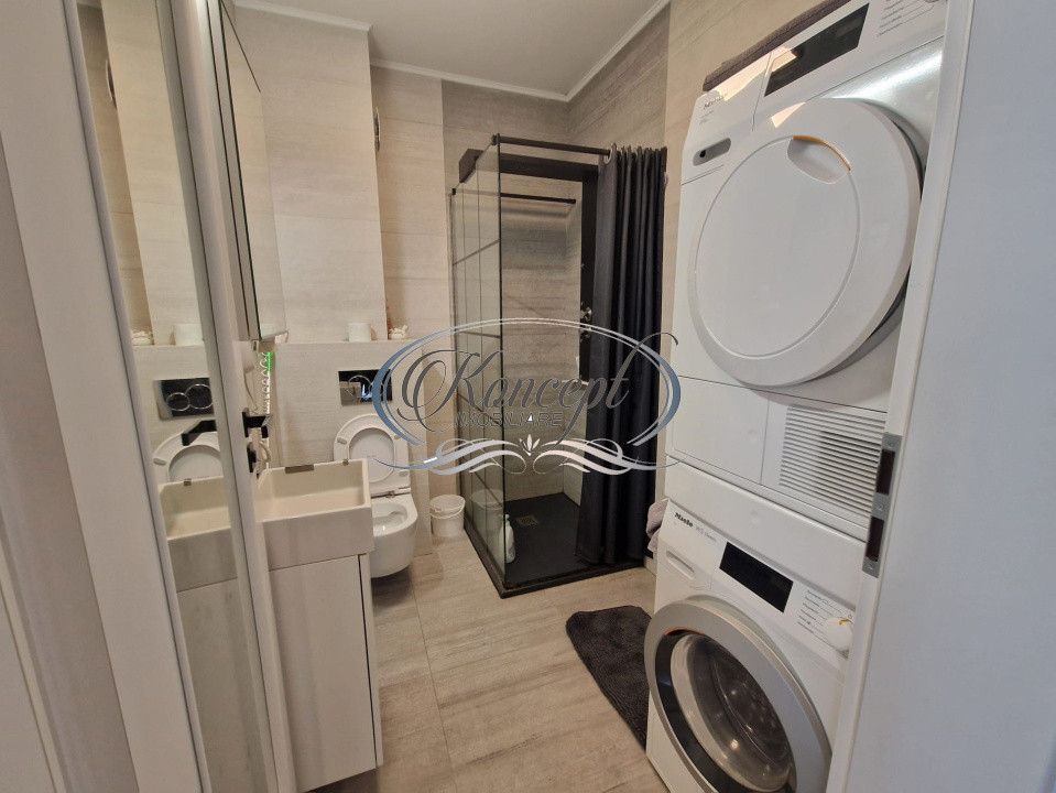 Zona Centrala - Str. Paris, apartament 3 camere cu garaj