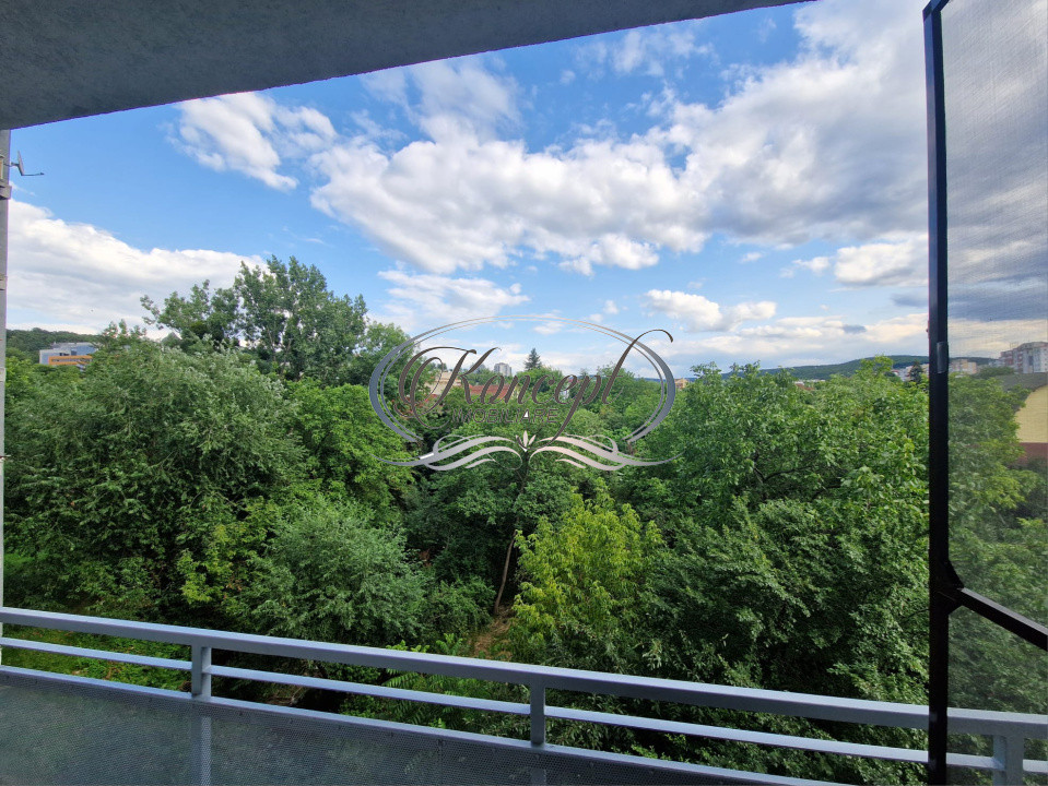 Zona USAMV - apartament 2 camere cu balcon generos