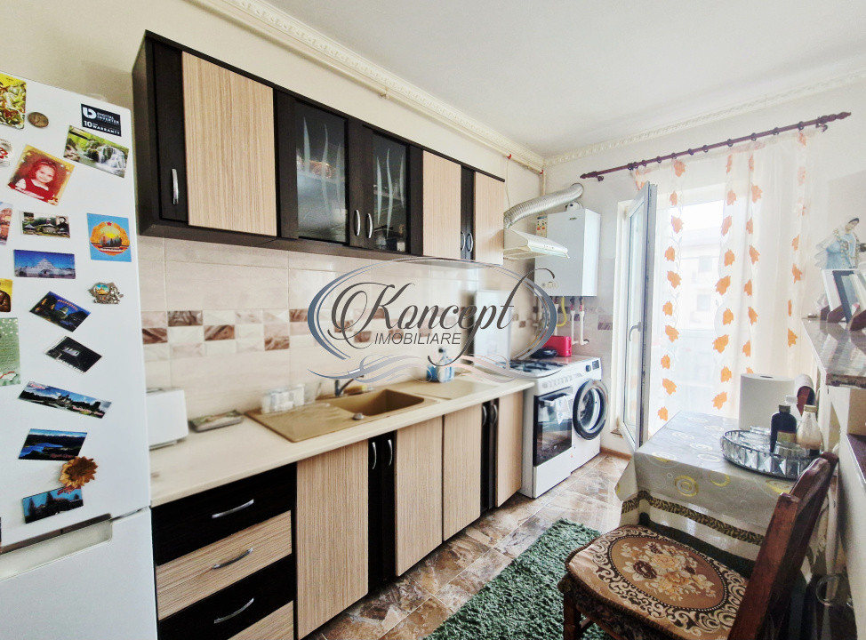 Apartament mobilat cu garaj, str. Cetatii, Floresti