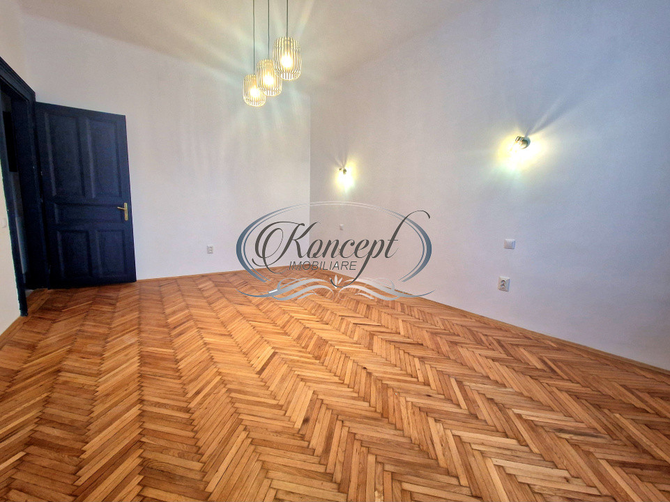 Apartament cu 3 camere in zona Ultracentrala
