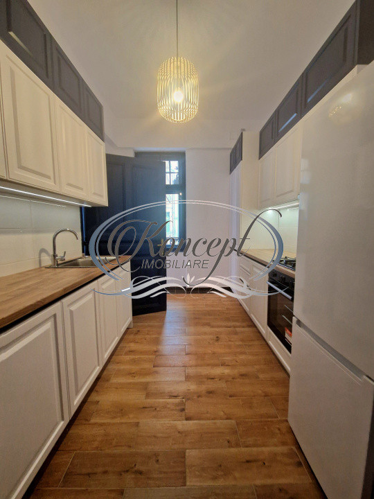 Apartament cu 3 camere in zona Ultracentrala