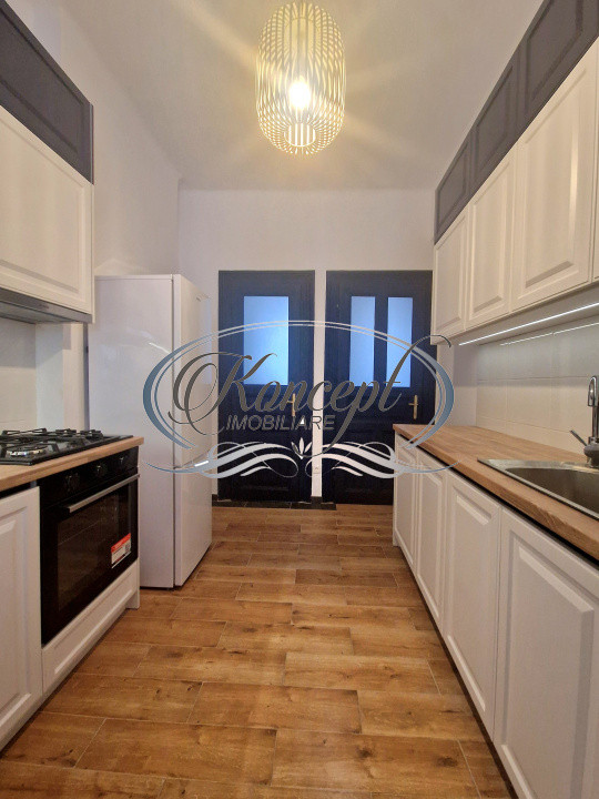 Apartament cu 3 camere in zona Ultracentrala