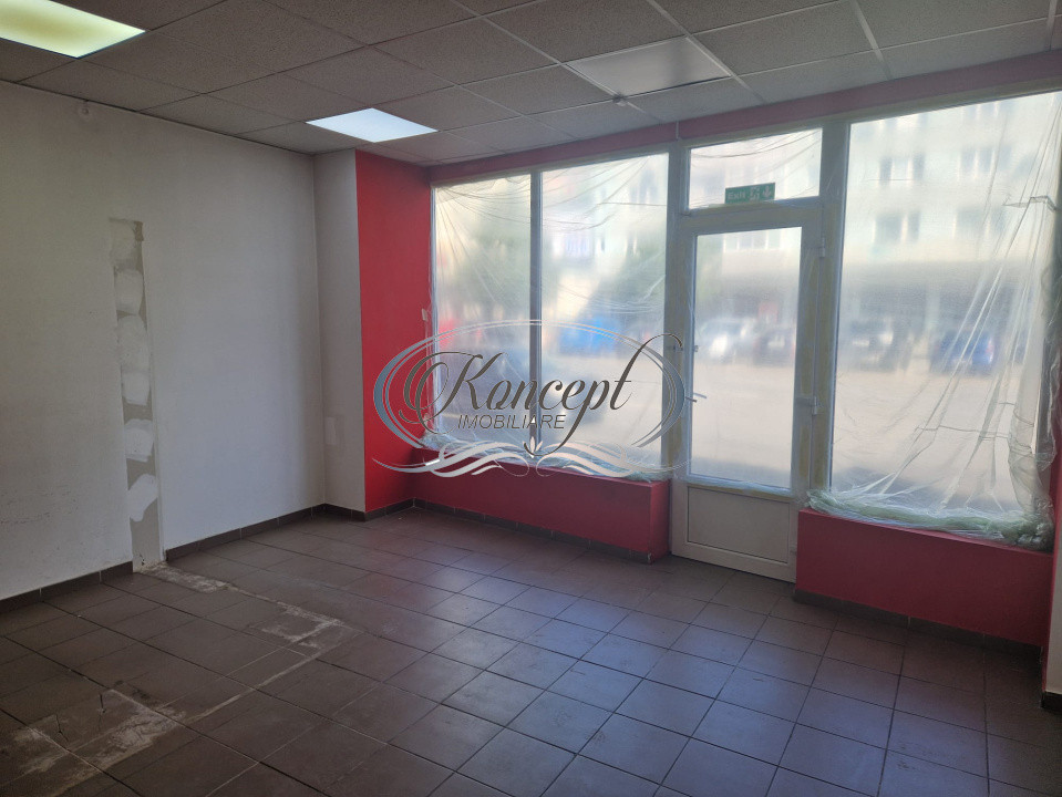 Spatiu comercial cu vitrina, Piata Mihai Viteazu