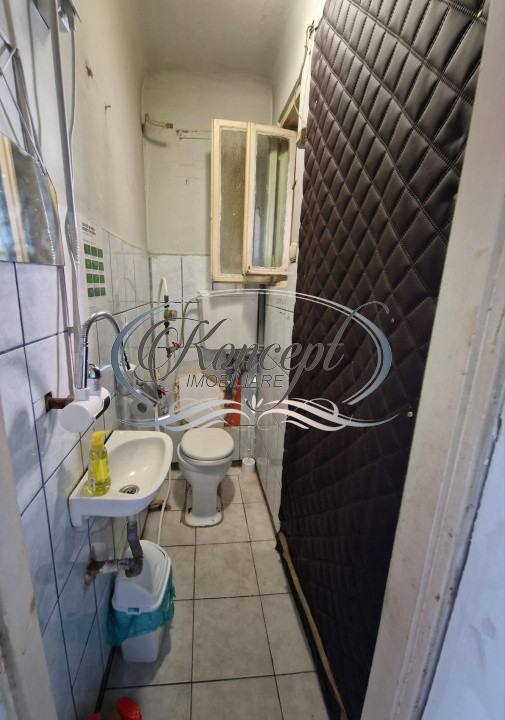 Spatiu comercial cu vitrina, Piata Mihai Viteazu