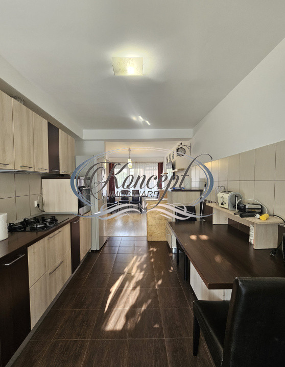 Duplex cu 4 parcari, zona Parcul Poligon