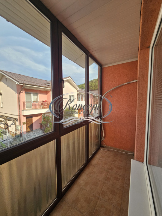 Duplex cu 4 parcari, zona Parcul Poligon