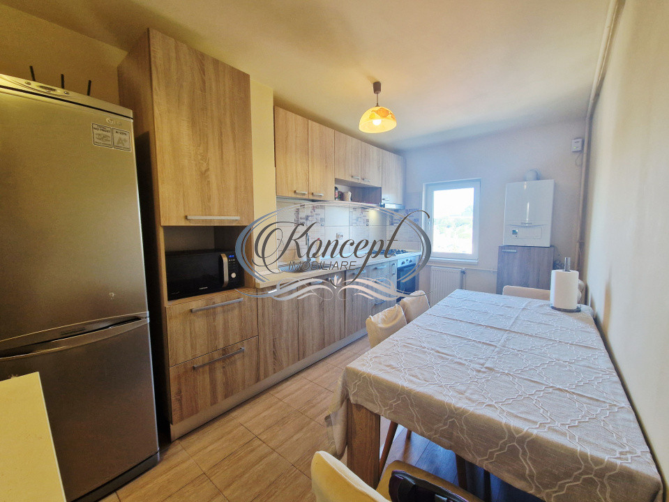 Apartament 4 camere cu parcare, zona Kaufland Manastur