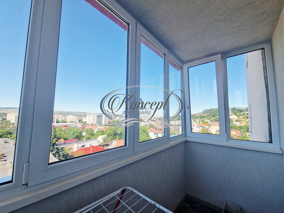 Apartament 4 camere cu parcare, zona Kaufland Manastur