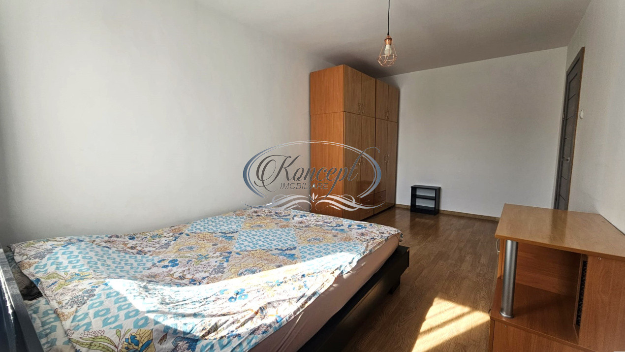 Apartament cu 3 camere, Intre Lacuri