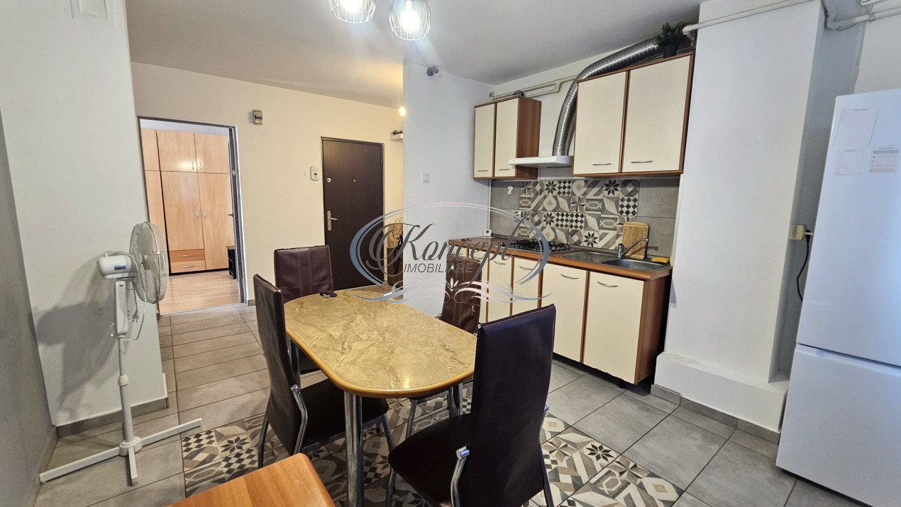 Apartament cu 3 camere, Intre Lacuri
