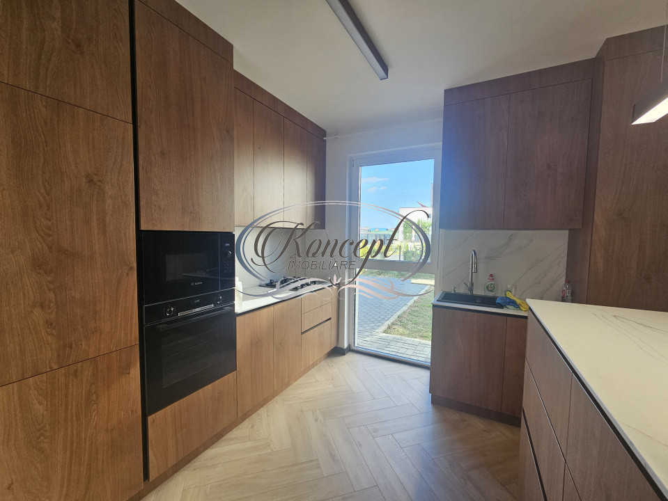 Gilau, casa mobilata cu parc privat in complex