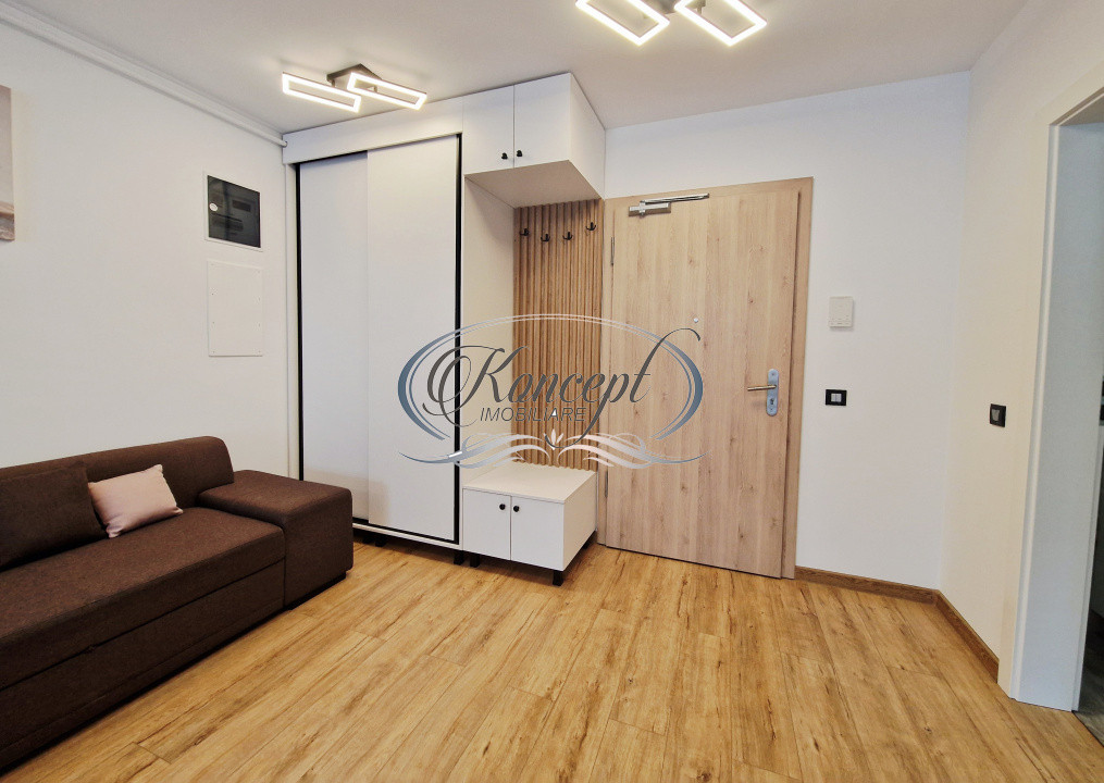 Apartament modern cu parcare, zona Vivo