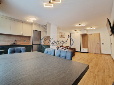 Apartament modern cu parcare, zona Vivo