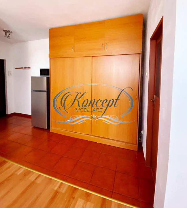 Apartament cu 1 camera in zona UMF