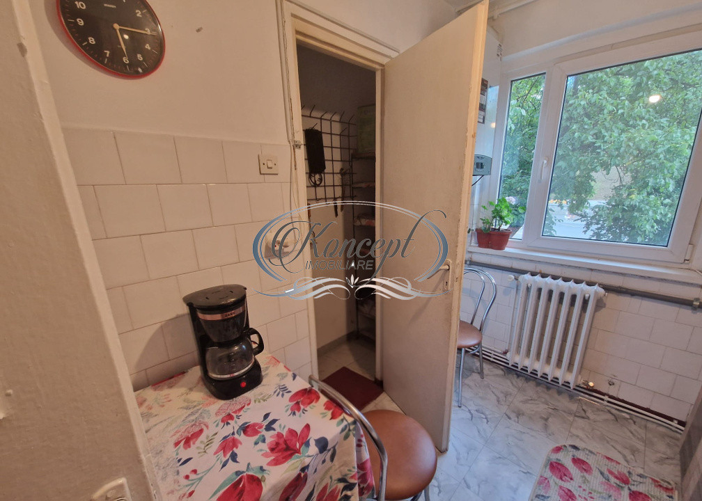 Apartament cu 3 camere mobilat, zona Academiei de Muzica