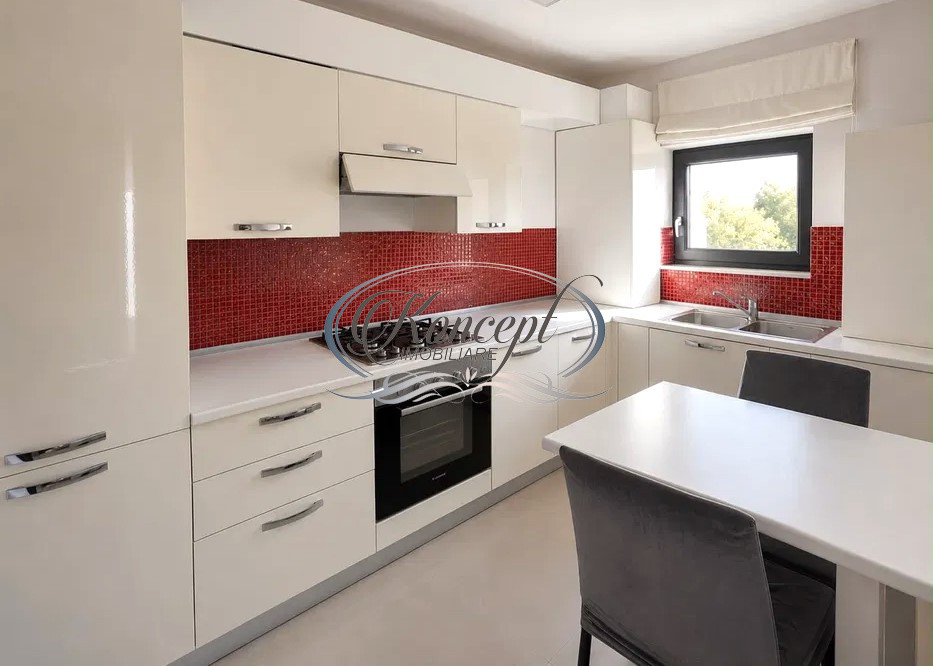 Apartament 3 camere in Borhanci, cu parcare