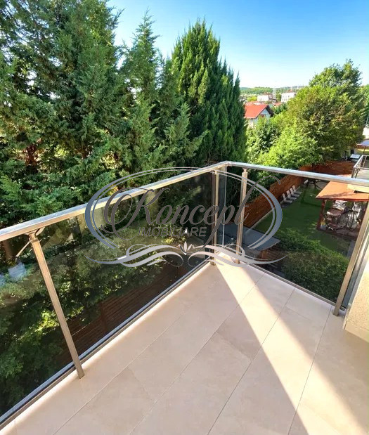 Apartament 3 camere in Borhanci, cu parcare