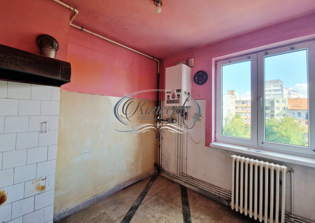 2 camere decomandate, Centru
