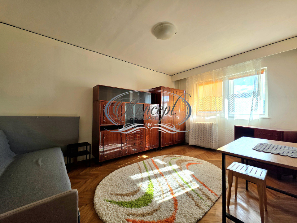 Apartament 2 camere decomandate, strada Primaverii