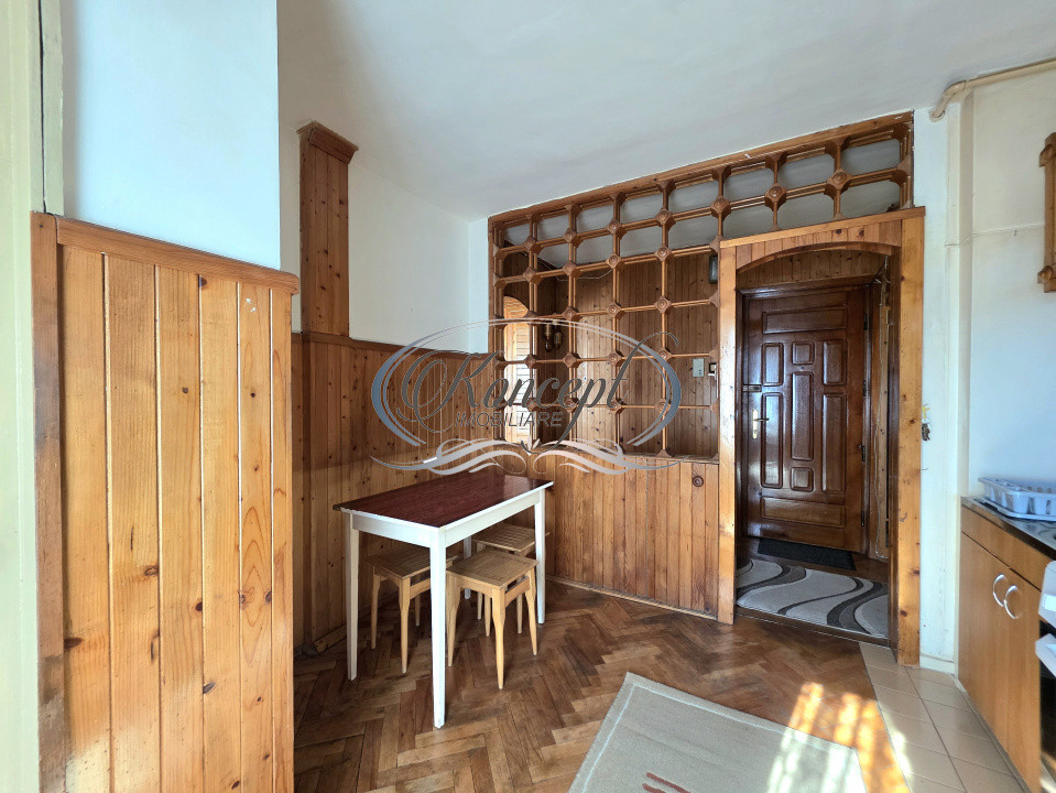 Apartament 2 camere decomandate, strada Primaverii
