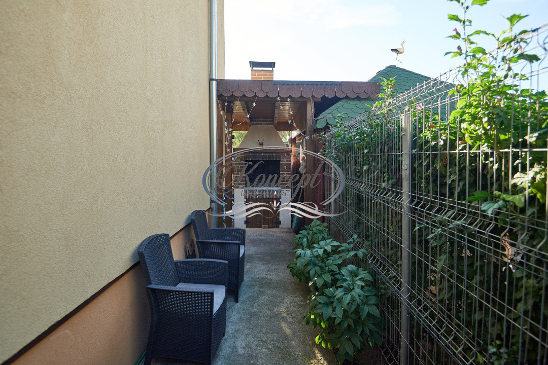 Casa in triplex, 120 mp utili, renovata total, Cuza Voda Floresti