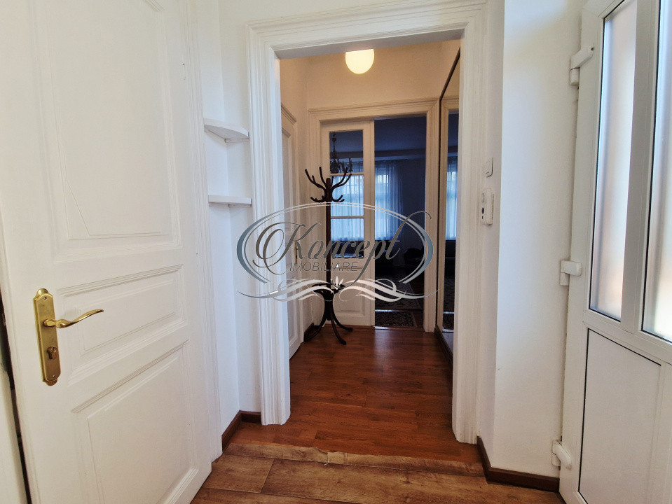 Centru, 3 camere pe Strada Emile Zola