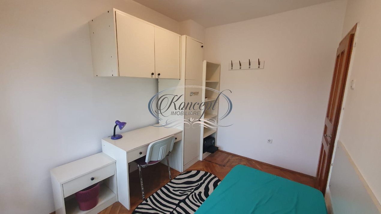 Apartament cu 4 camere in zona UMF