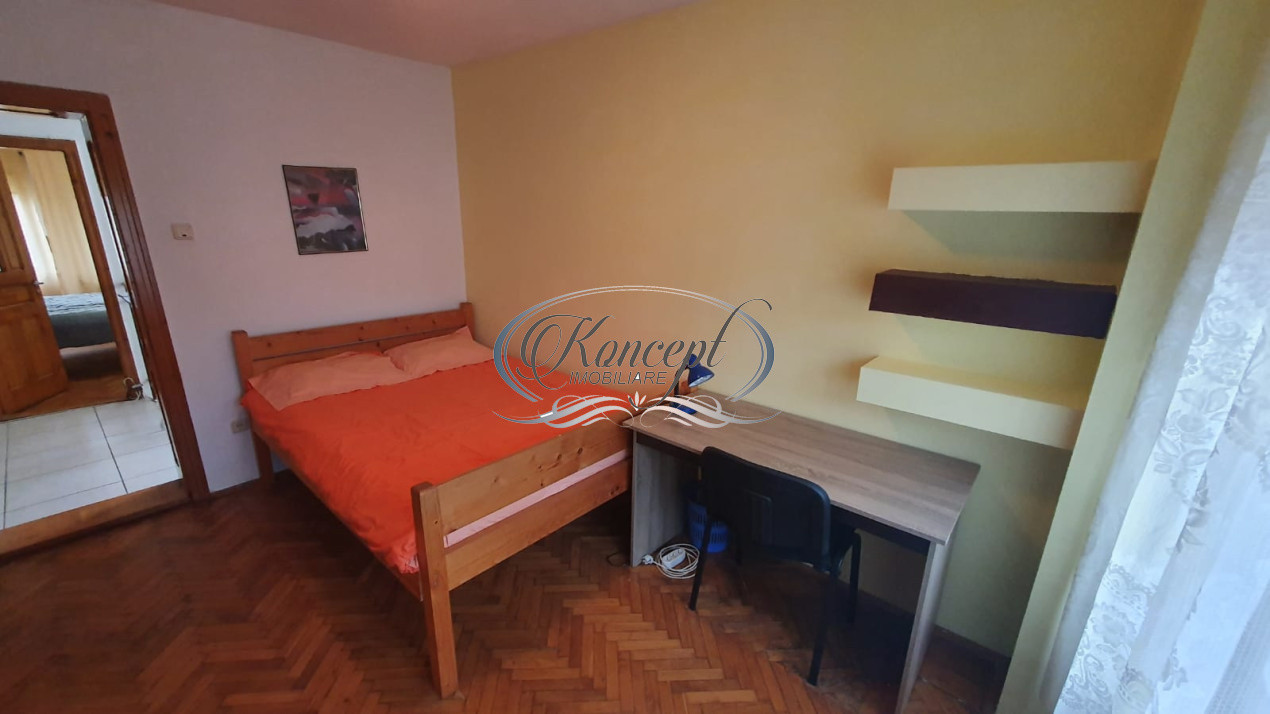 Apartament cu 4 camere in zona UMF