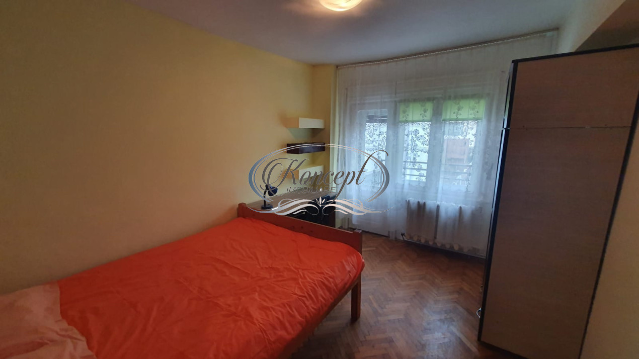 Apartament cu 4 camere in zona UMF