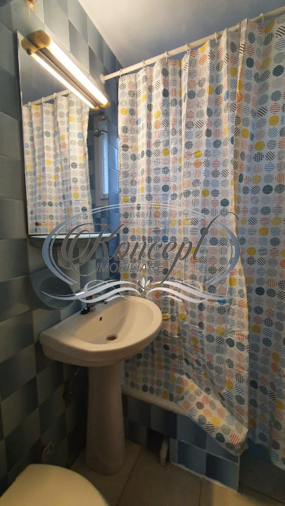 Apartament cu 4 camere in zona UMF