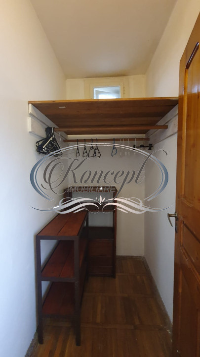 Apartament cu 4 camere in zona UMF
