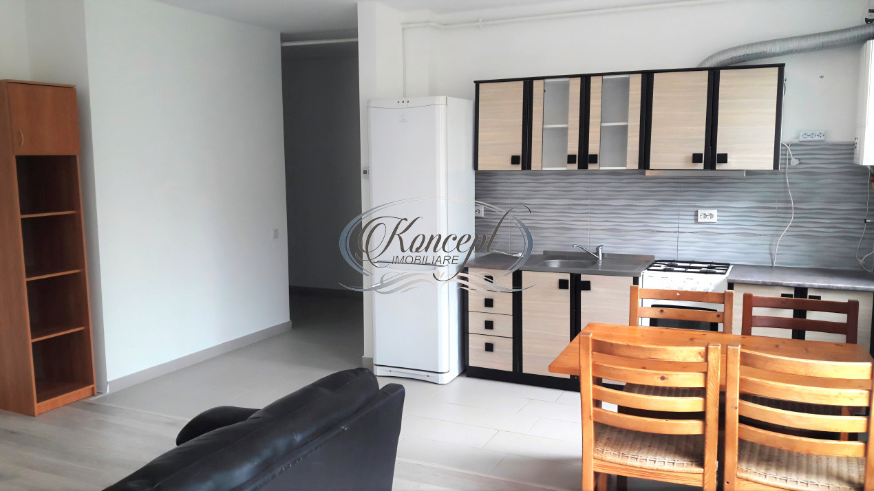 Sopor, 3 camere cu balcon si parcare