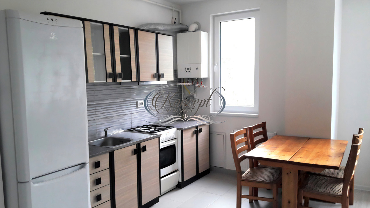 Sopor, 3 camere cu balcon si parcare