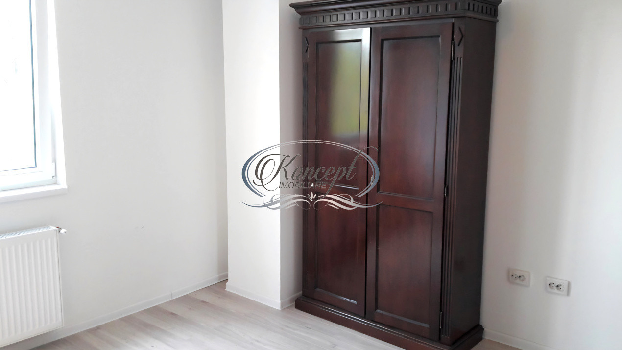 Sopor, 3 camere cu balcon si parcare
