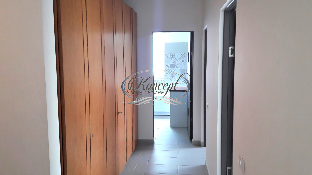 Sopor, 3 camere cu balcon si parcare