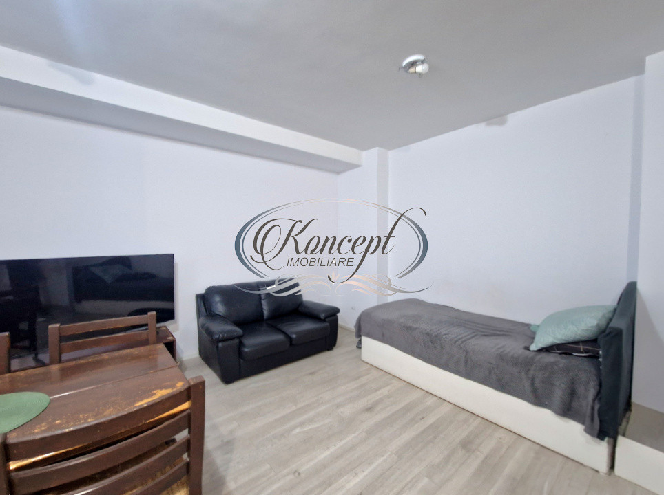 Sopor, 3 camere cu balcon si parcare