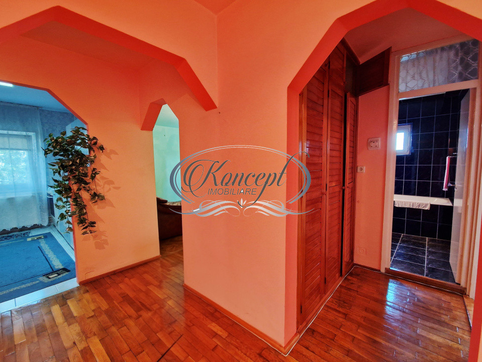Apartament 3 camere in Manastur, decomandat