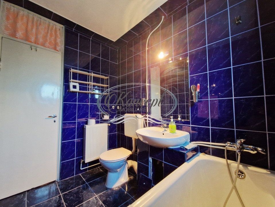 Apartament 3 camere in Manastur, decomandat