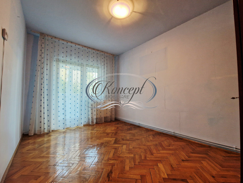Apartament 3 camere in Manastur, decomandat