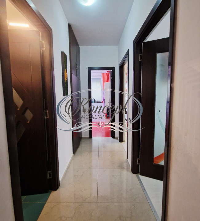 Apartament cu 3 camere si parcare pe Soporului