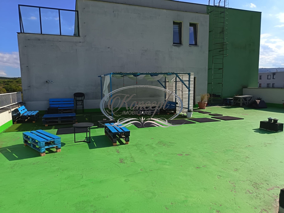 Apartament cu 3 camere si parcare pe Soporului